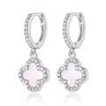 Boucles d'oreilles Créoles Trèfle en Nacre Blanche